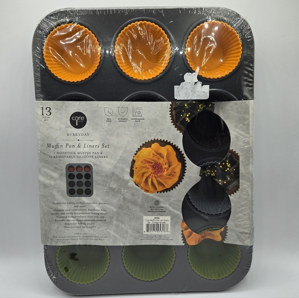 Core Kitchen Halloween Vintage Spooky Everyday Muffin Cupcake Pan with Liners
